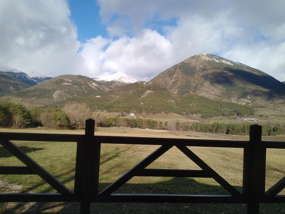 Camping Du Villard Thorame-Basse Exterior foto