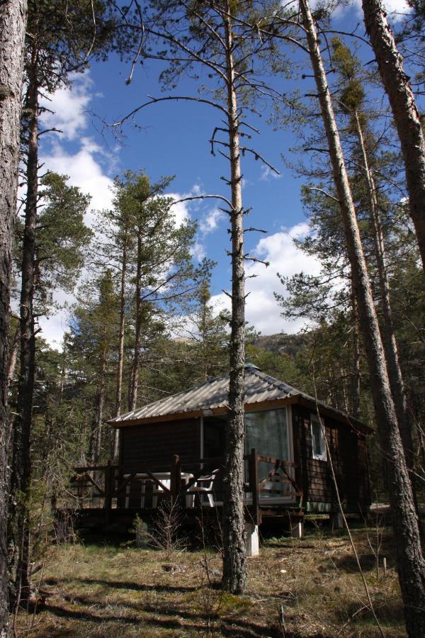 Camping Du Villard Thorame-Basse Exterior foto