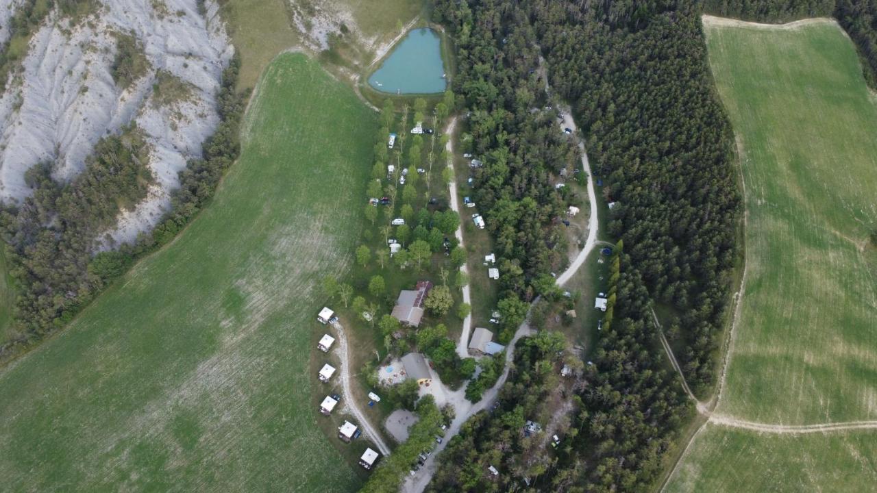 Camping Du Villard Thorame-Basse Exterior foto