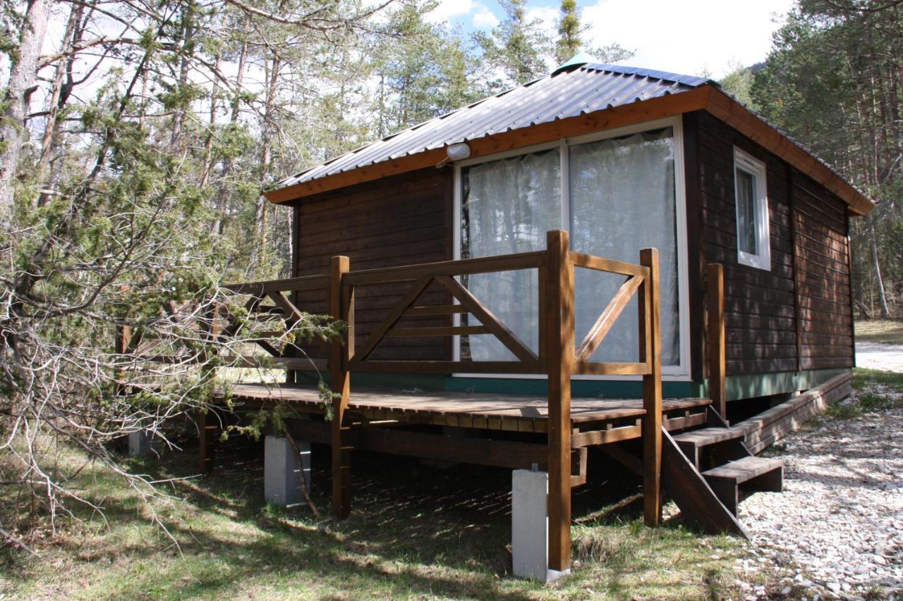 Camping Du Villard Thorame-Basse Exterior foto