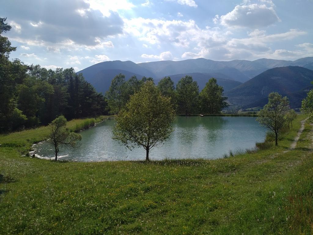 Camping Du Villard Thorame-Basse Exterior foto