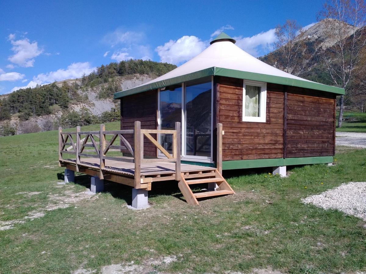 Camping Du Villard Thorame-Basse Exterior foto